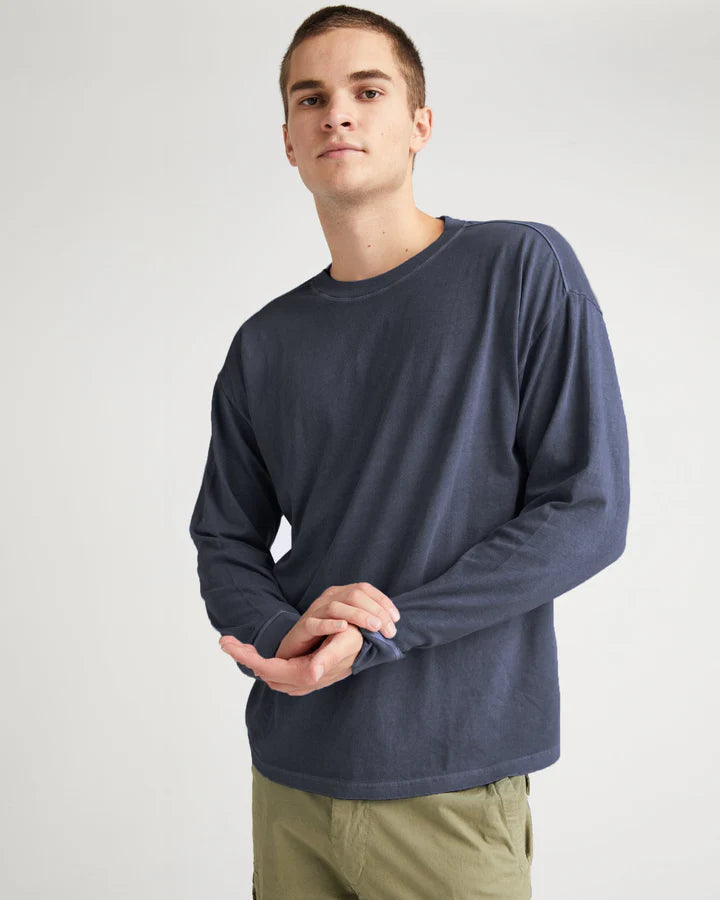 Relaxed Long Sleeve Tee