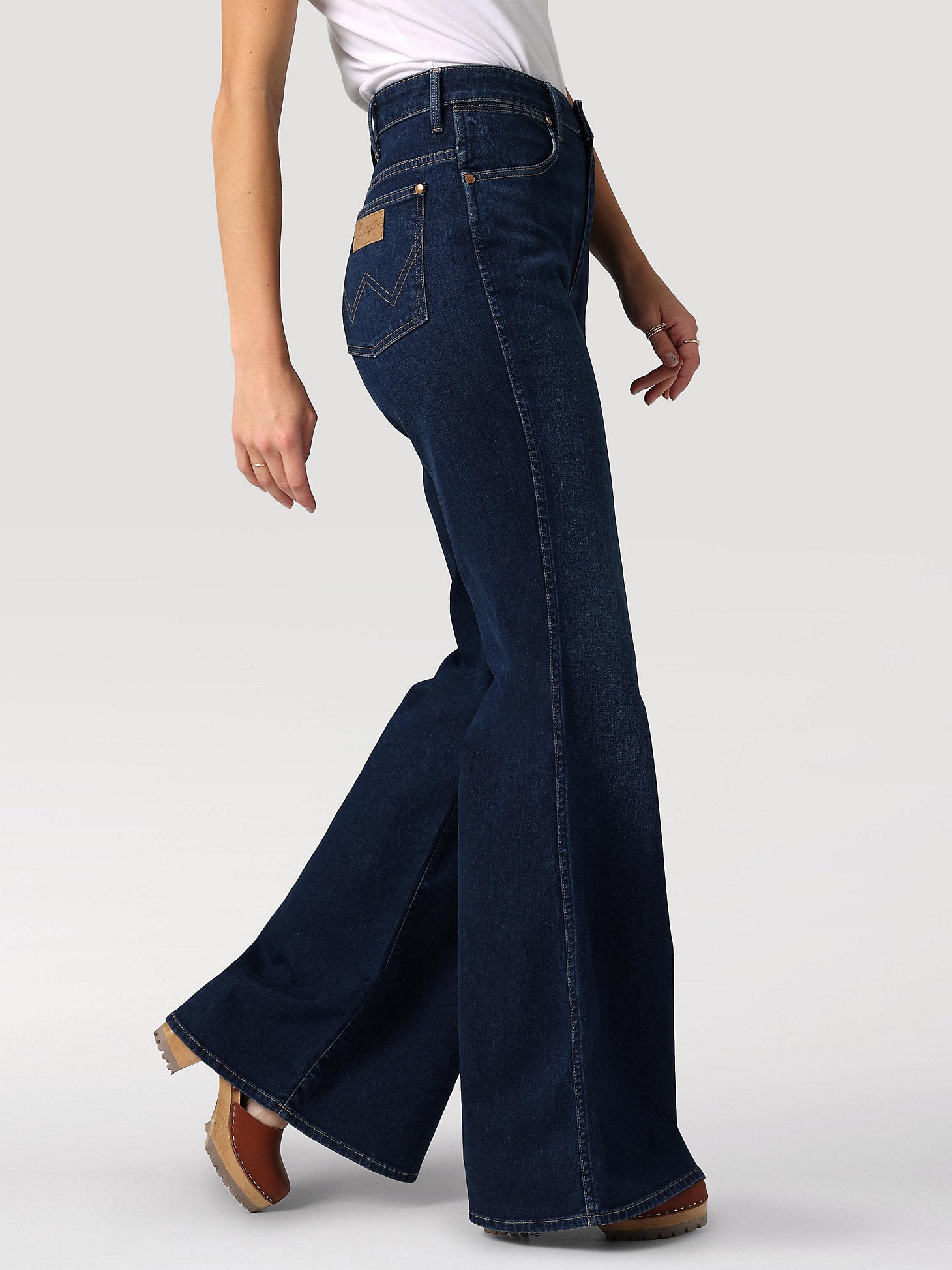 Wanderer 622 High Rise Flare