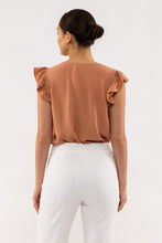 Load image into Gallery viewer, Diamond Weave Ruffle Top