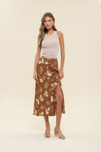 Load image into Gallery viewer, Tawny Bias Cut Floral Skirt