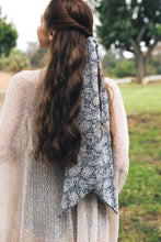 Load image into Gallery viewer, Garden Vine Neck Scarf