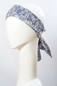 Garden Vine Neck Scarf