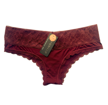 Load image into Gallery viewer, Bordeaux Lace Trim Panty