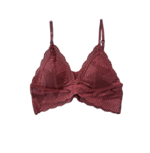 Load image into Gallery viewer, Butterfly Scallop Lace Bralette