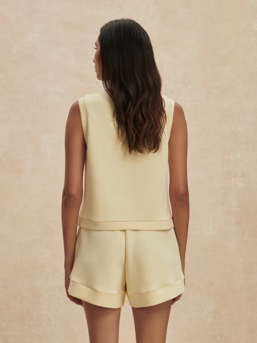Atrium High Rise Short