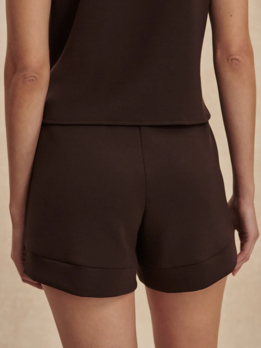 Atrium High Rise Short