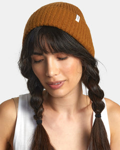 Warm Eyes Beanie