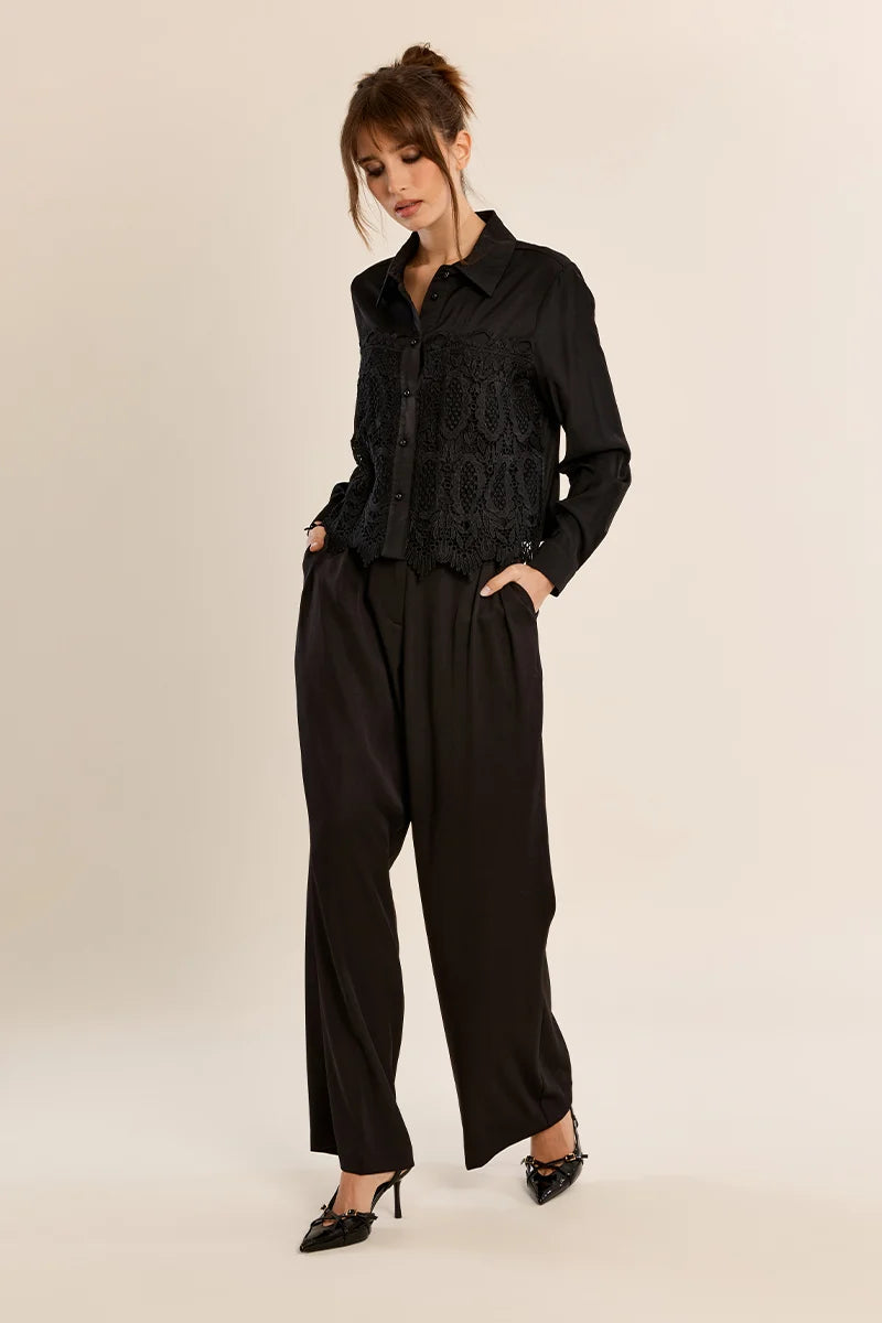 Avery Embroidered Button Up