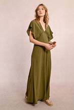 Load image into Gallery viewer, Aiyannah Solid Maxi Dress