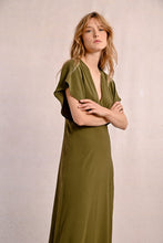 Load image into Gallery viewer, Aiyannah Solid Maxi Dress