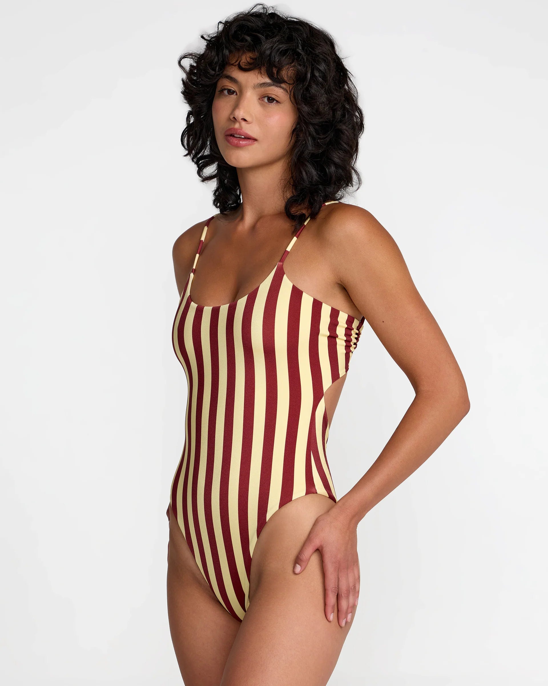 Leon Basic Scoop One Piece