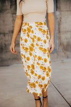 Load image into Gallery viewer, Amber Floral Midi Skirt