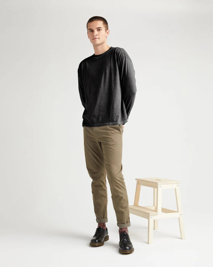 Relaxed Long Sleeve Tee