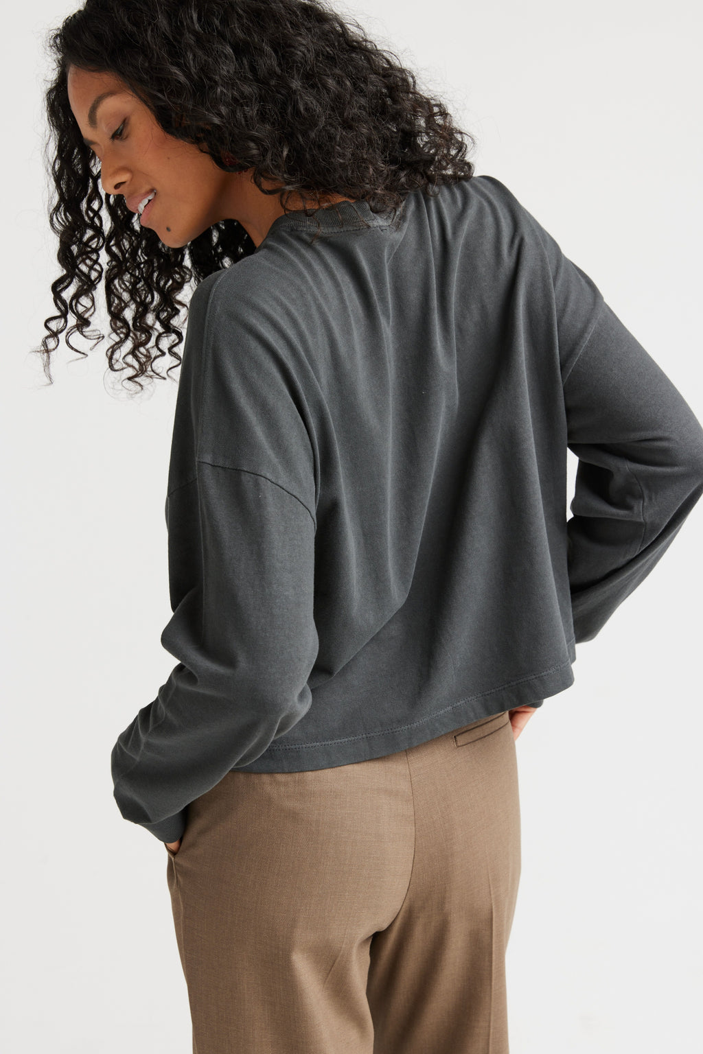 Relaxed Crop LS Tee