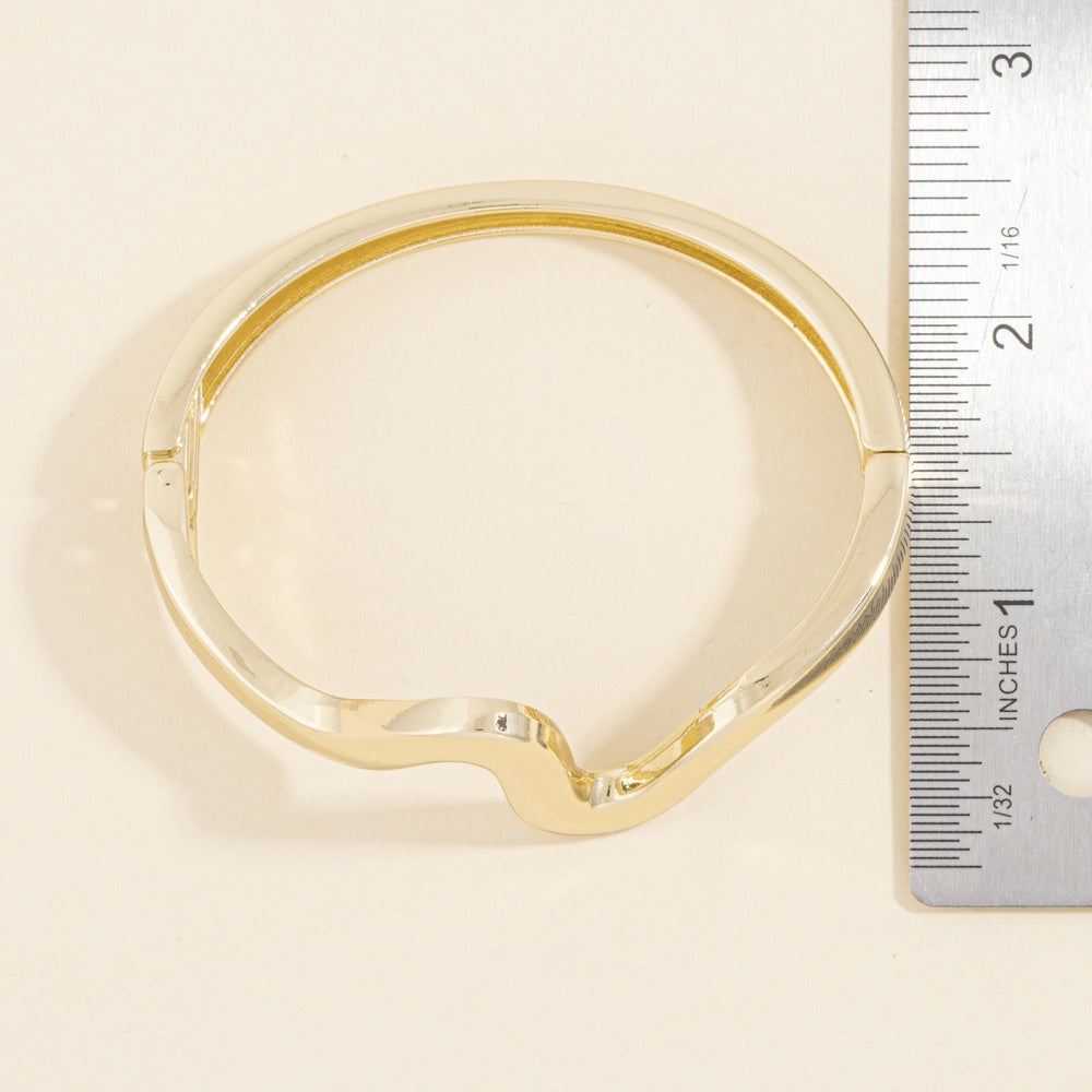 Wave Curve Hinge Cuff